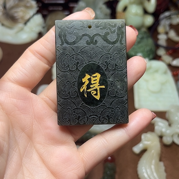 和田玉（糖玉）未镶嵌颈饰