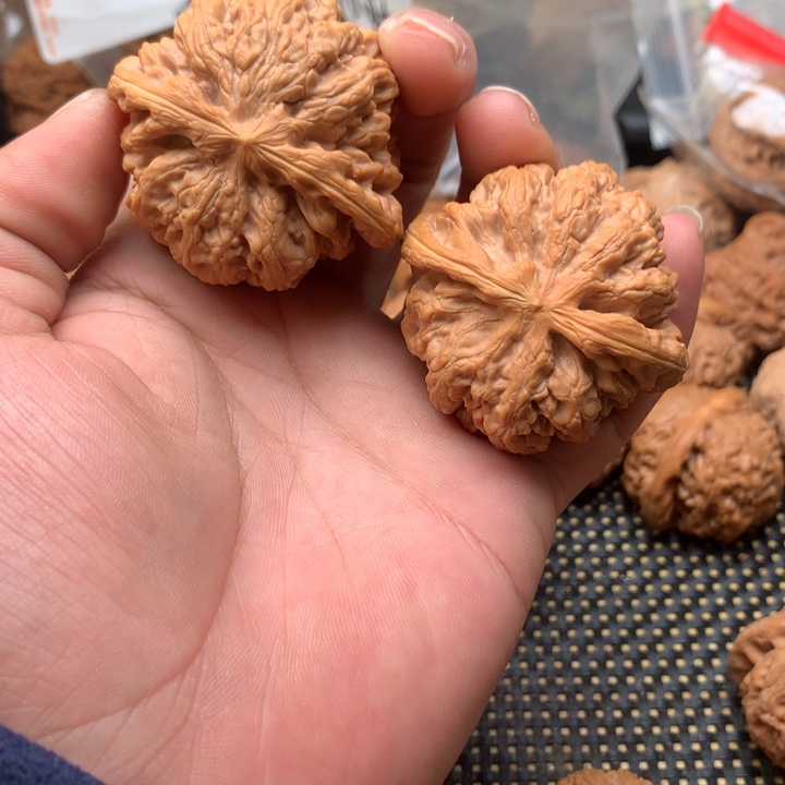 文玩核桃把件好****子核桃