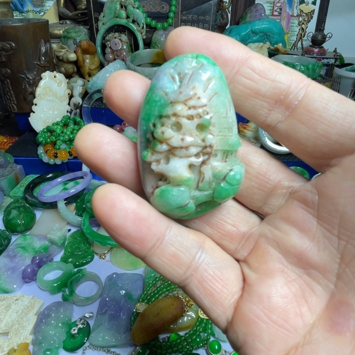 滴血莲花菩提吊坠