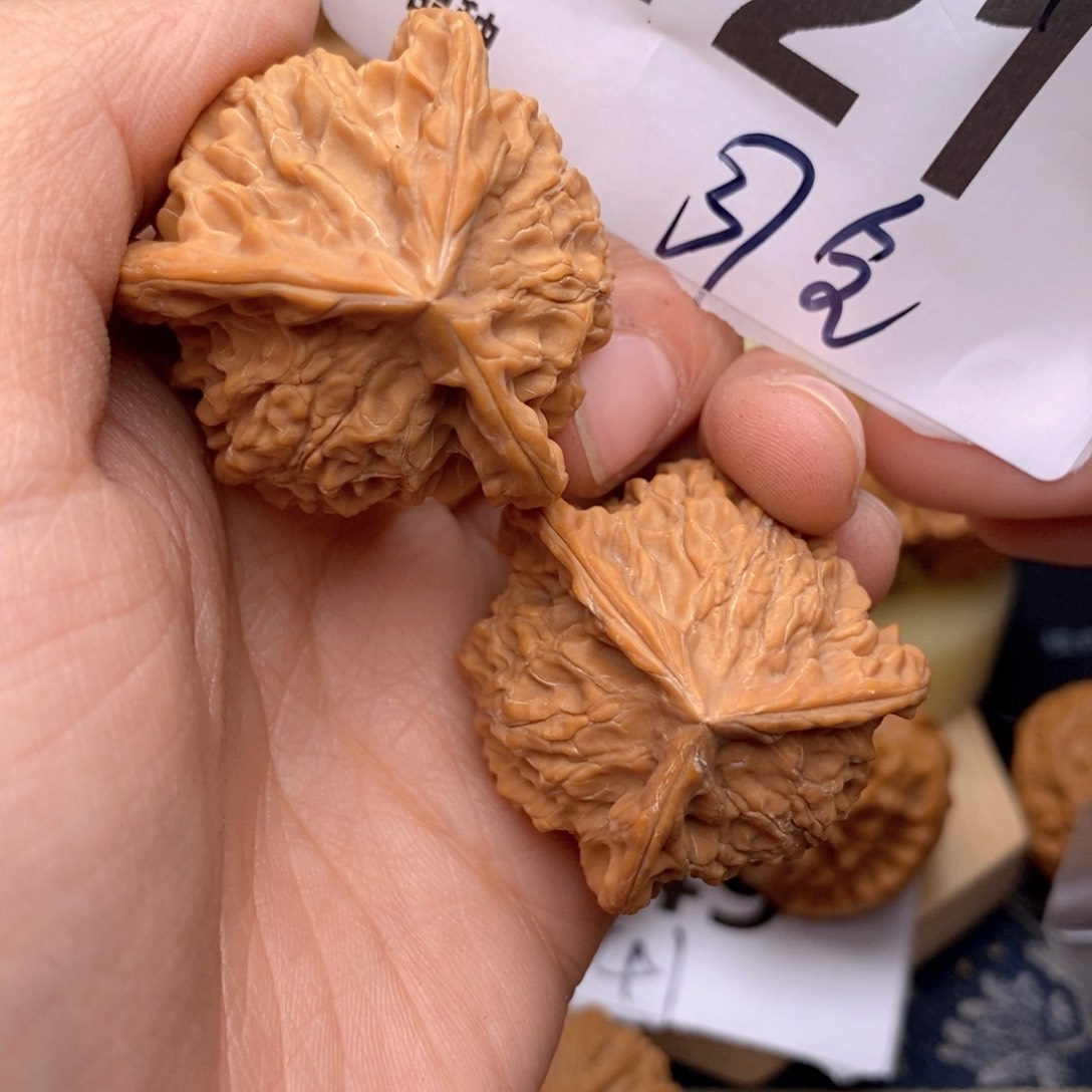 文玩核桃把件121号37全