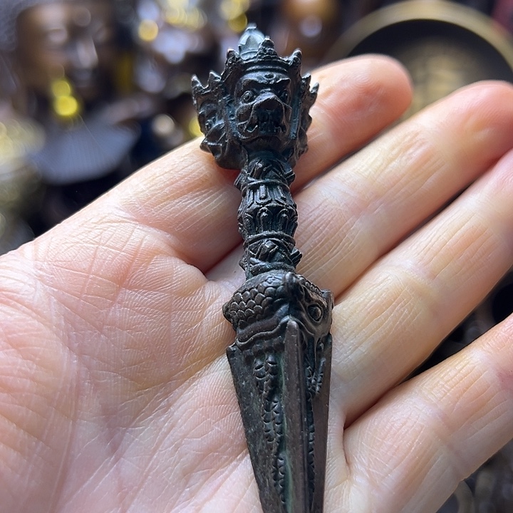 铜12366667889988777