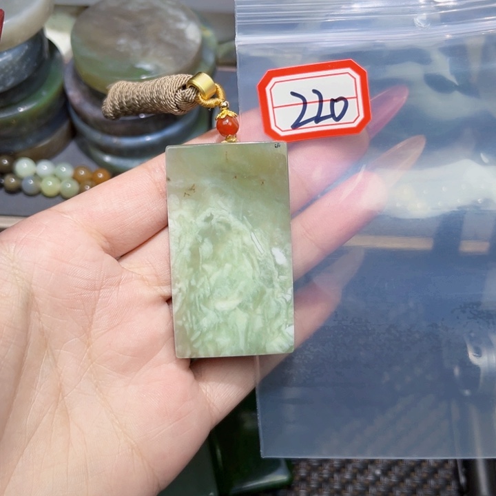 和田玉和田玉边角料随机发未镶嵌