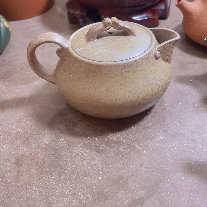 紫砂茶壶处理一把