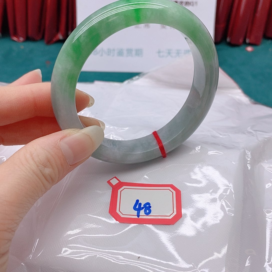 翡翠手镯未镶嵌生****爱4888888