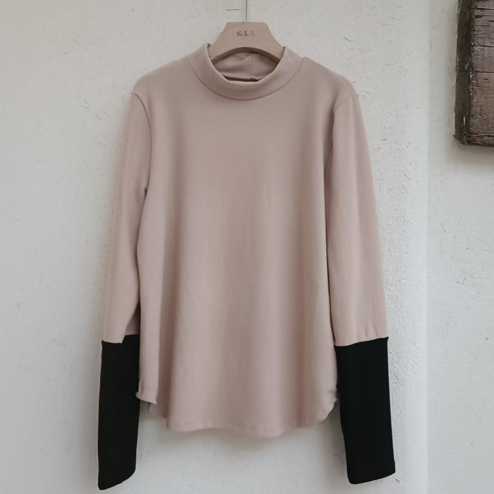 虞姑娘推荐  水洗做旧袖口拼色绒衫 (衣长64胸围110)