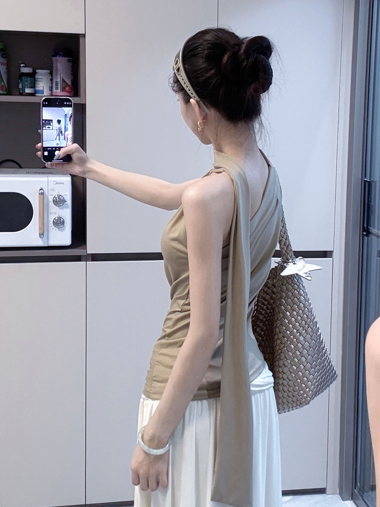 郑郑女装预售款。