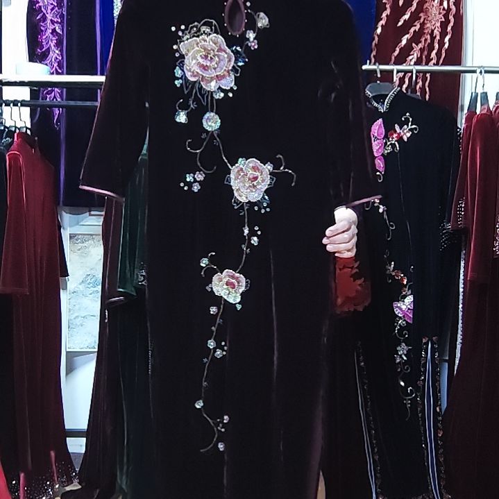 快***妈枣红色l码旗袍重工长款