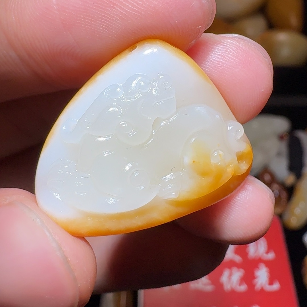 和田玉颈饰未镶嵌