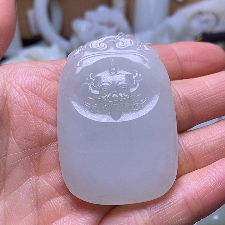 和田玉（糖玉）未镶嵌挂件