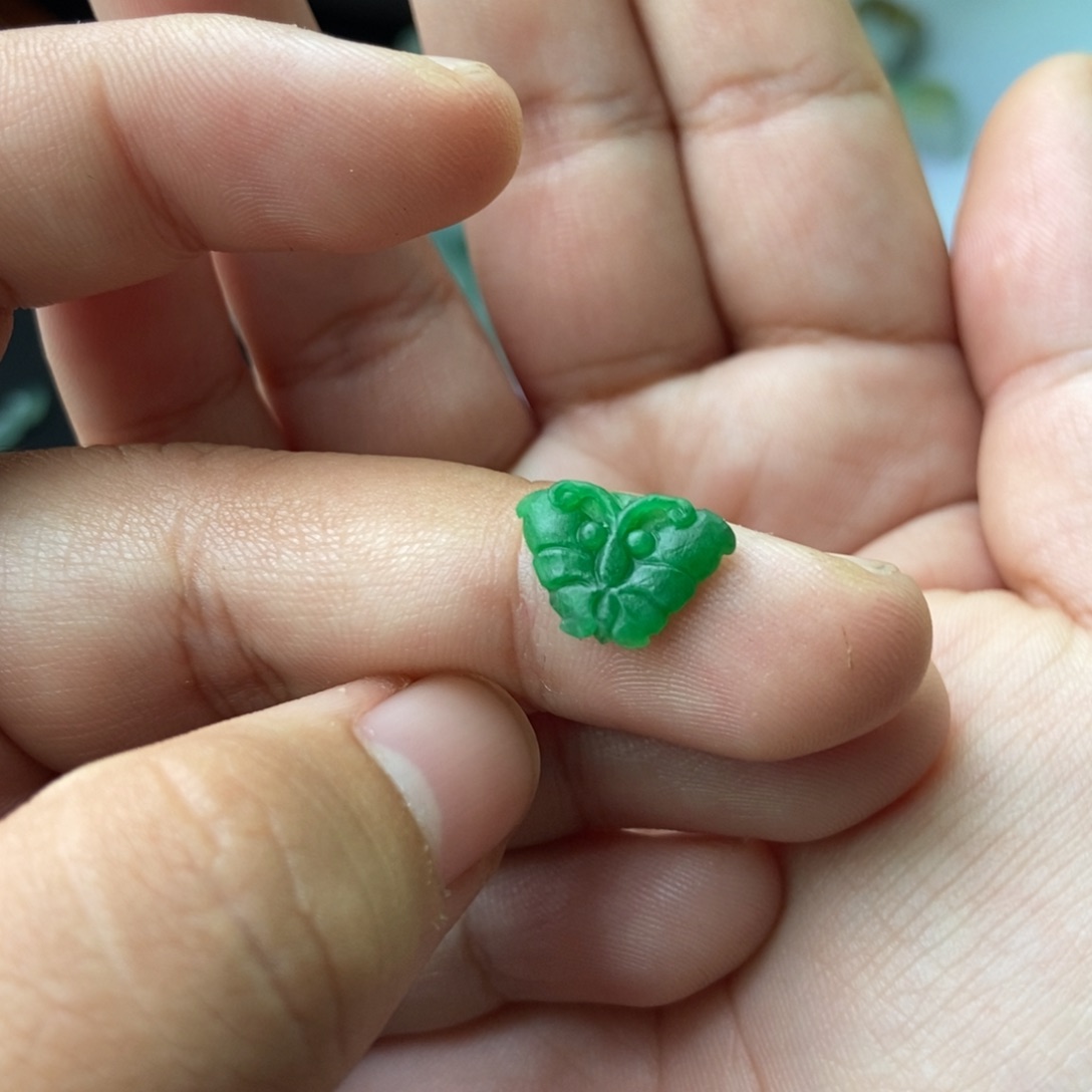 定制翡翠未镶嵌蝴蝶