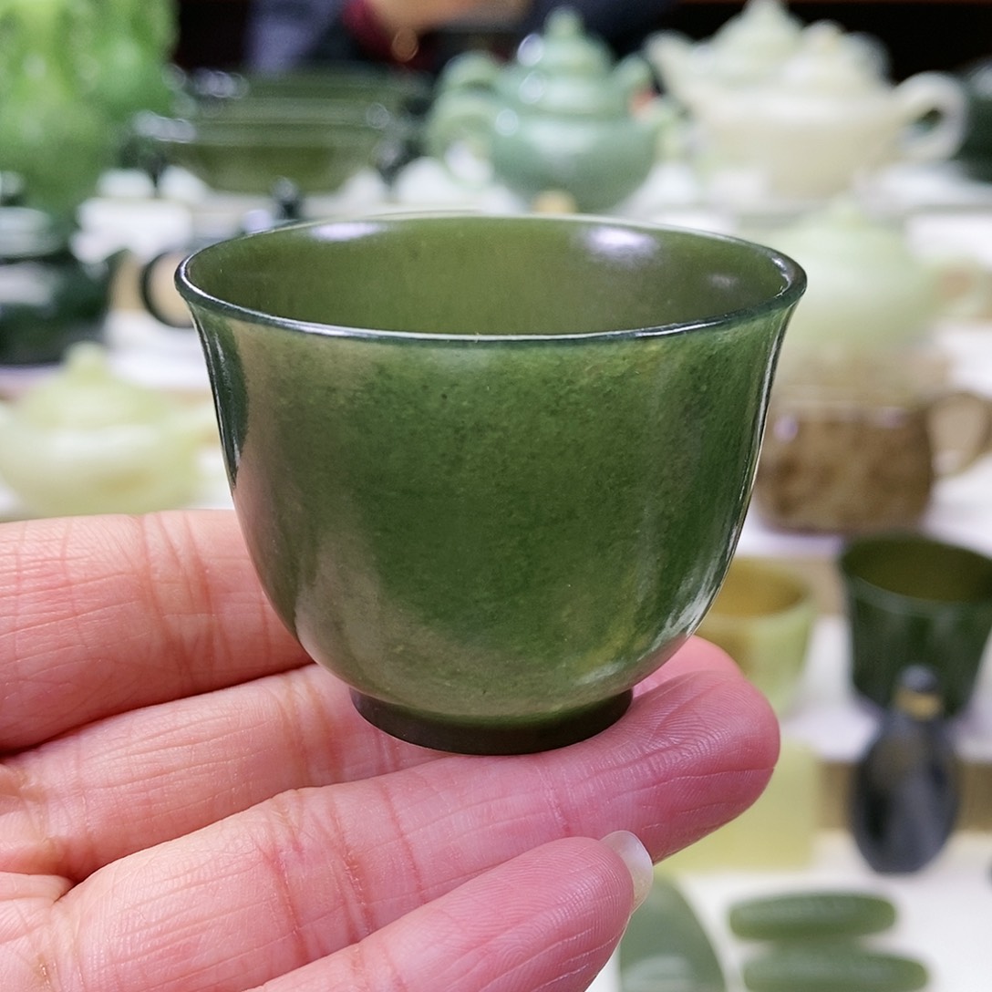 和田玉茶杯未镶嵌