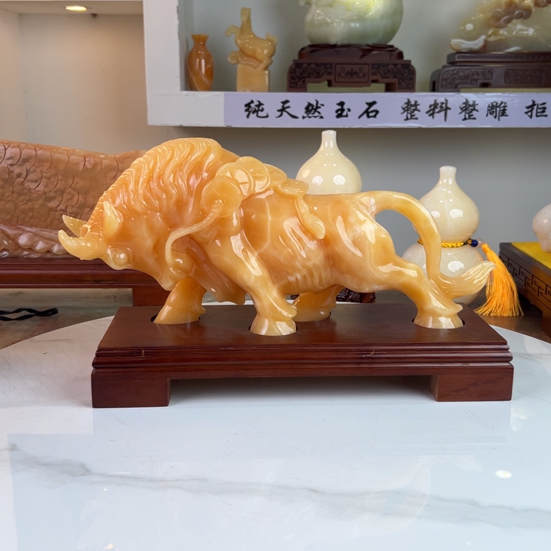 玉精品天然橘子料斗牛