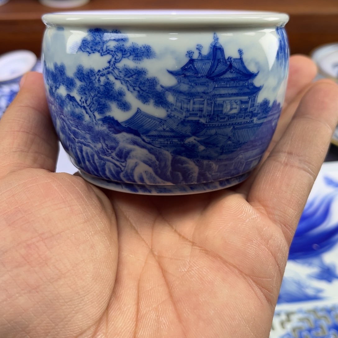 軍***，陶摆件手工手绘微瑕