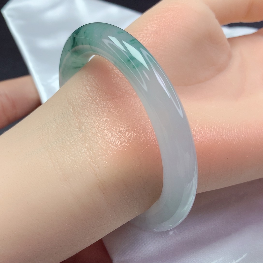 【闪购商品】翡翠手镯未镶嵌a 8
