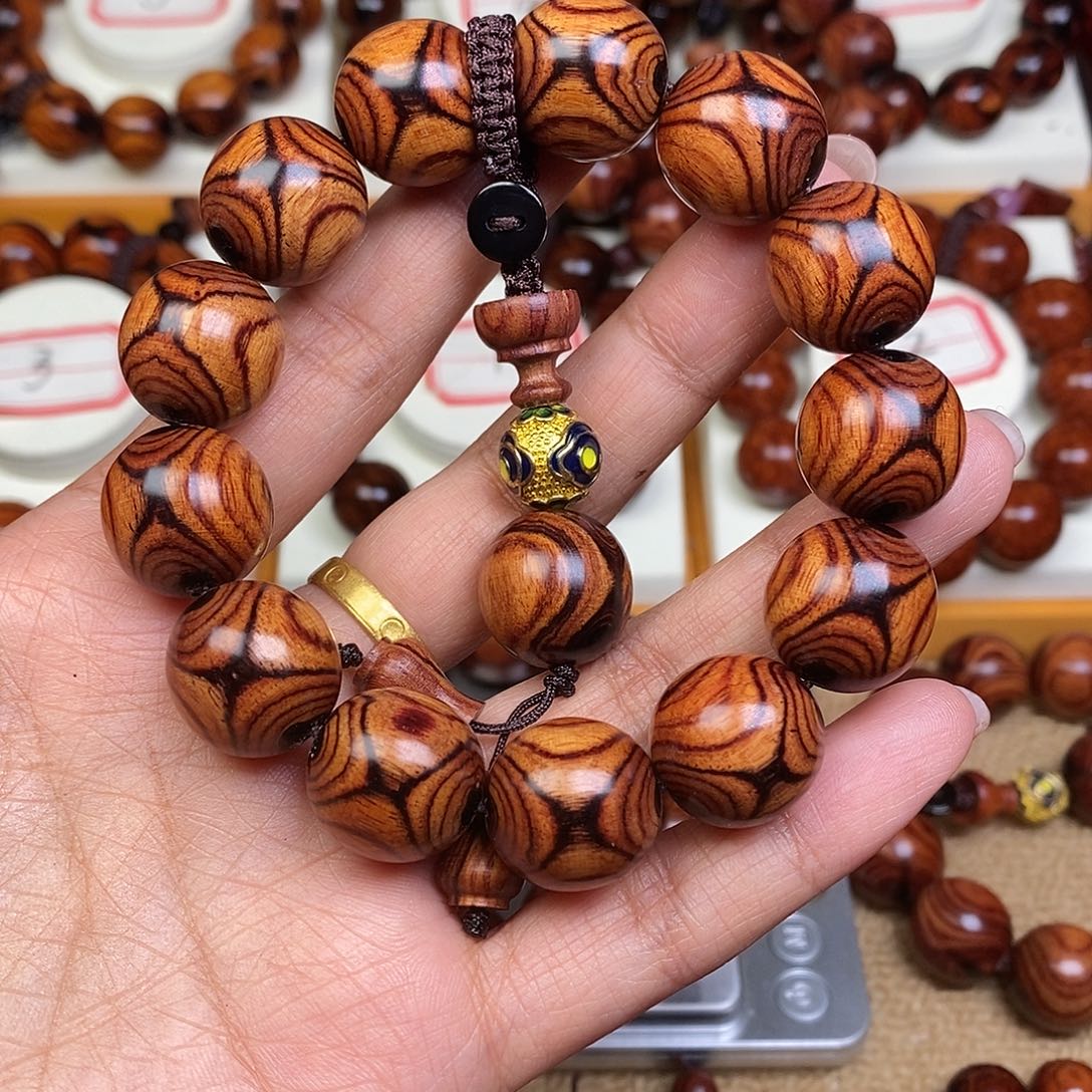 黄花梨/降香黄檀—****。黄花梨