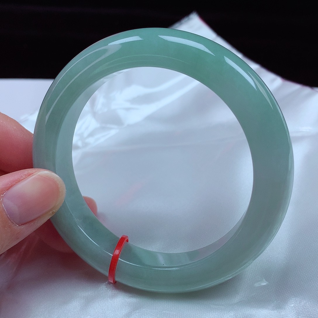 翡翠手镯未镶嵌57圈