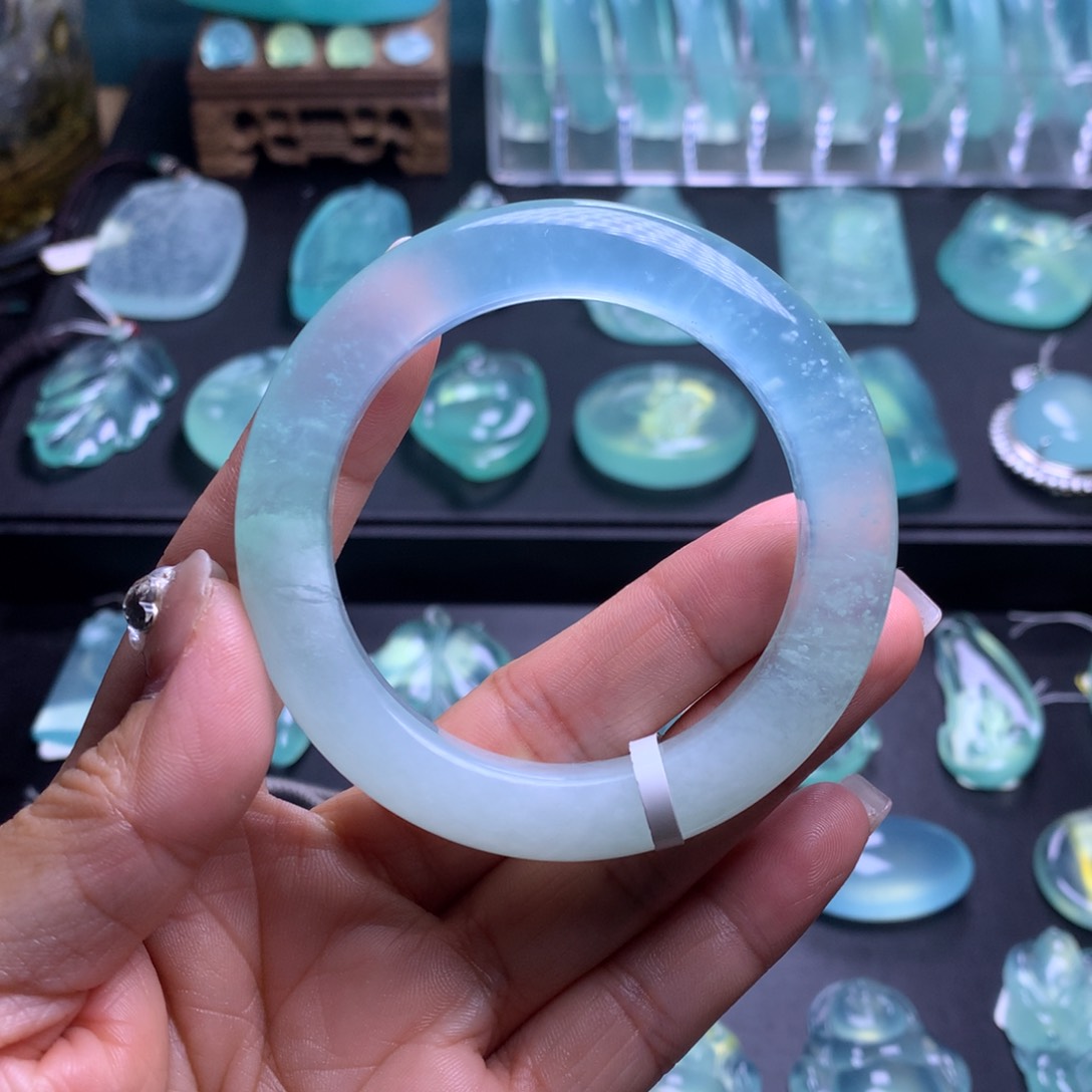 蛇纹石玉手镯50未镶嵌