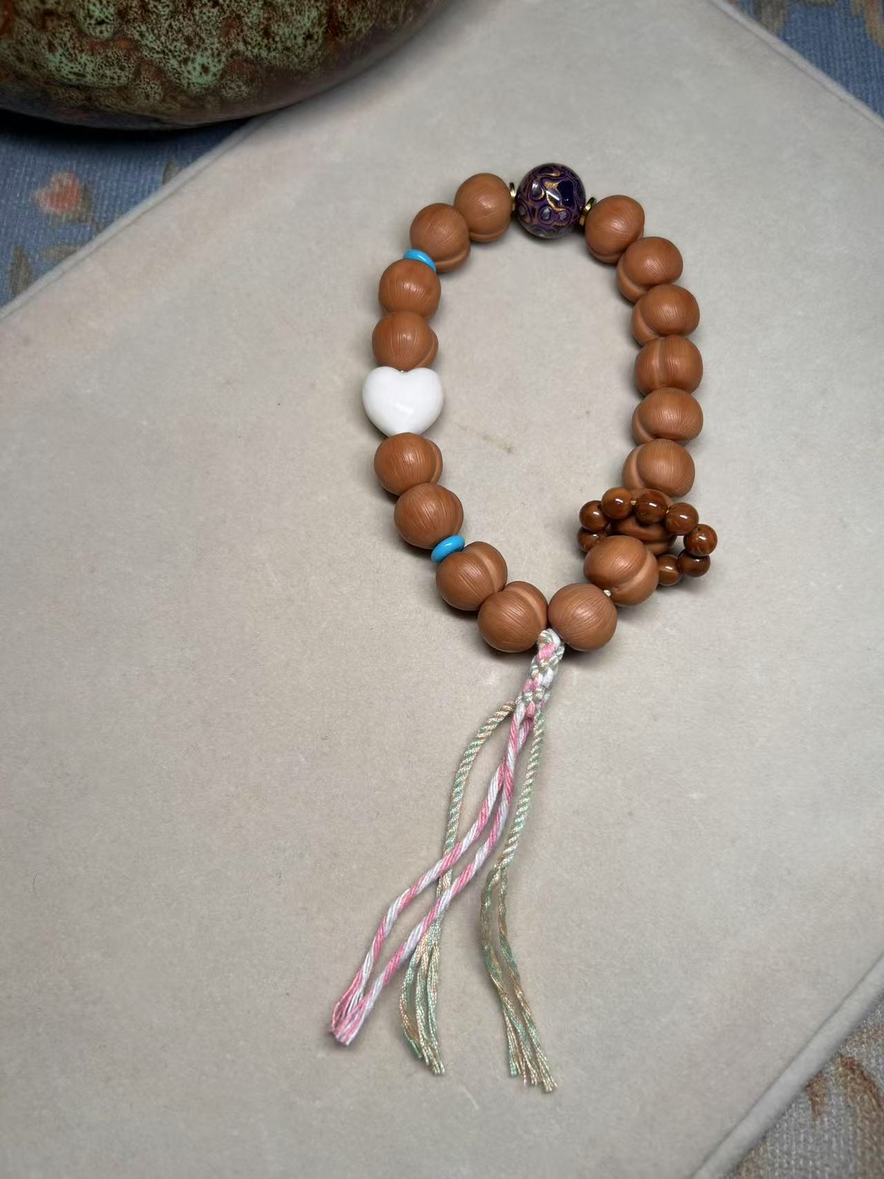 卡15猴头原皮拉丝爱心屁桃手持手捻静心盘玩