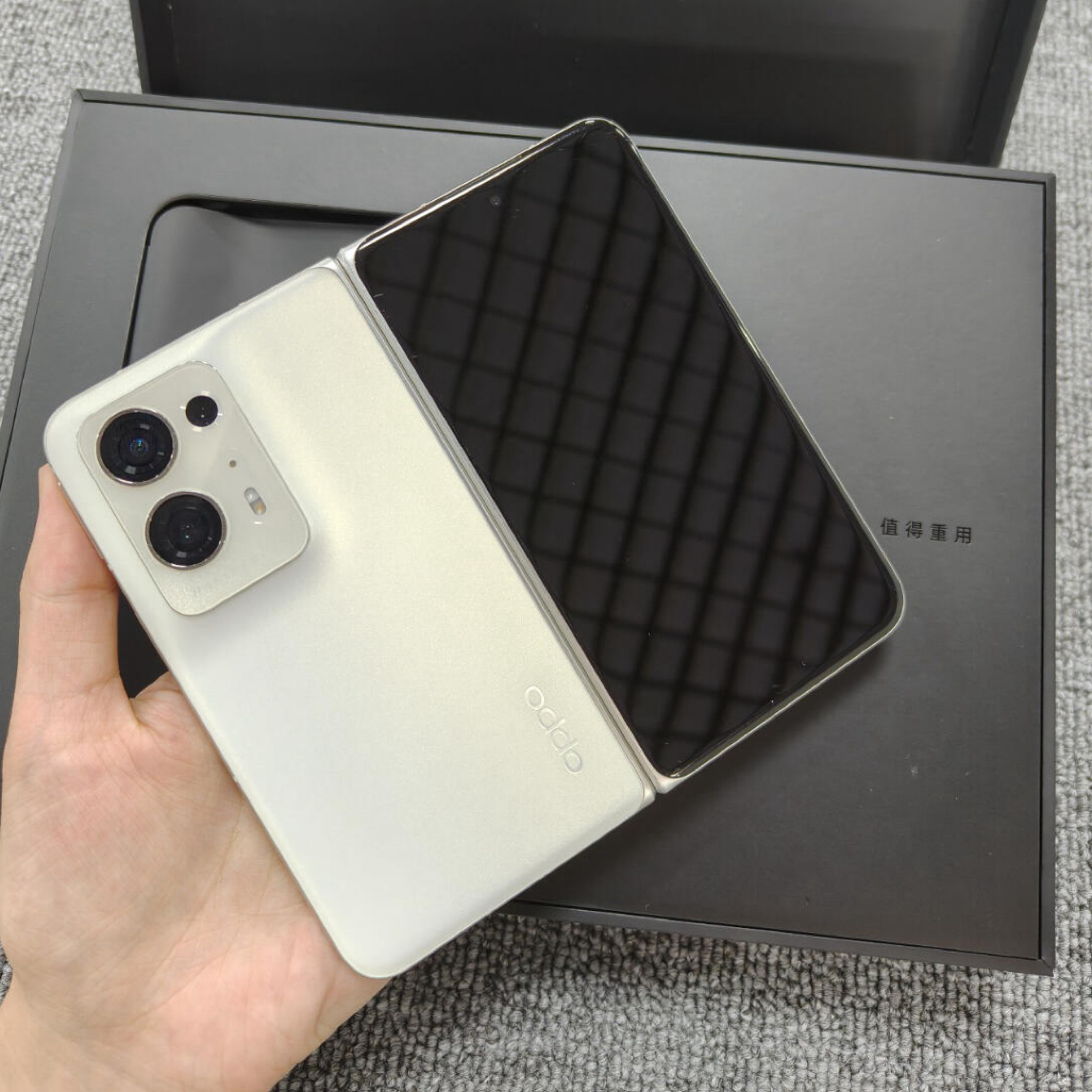 9新 OPPO  findn2折叠屏手机骁龙8+超轻设计双卡双待商务