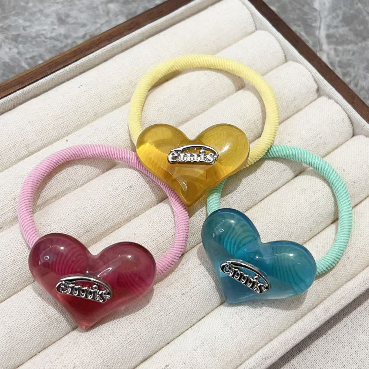 时尚透透爱心彩色发绳皮筋J1560