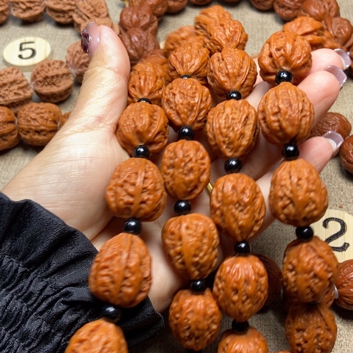 文玩核桃吊坠八棱枣脖挂