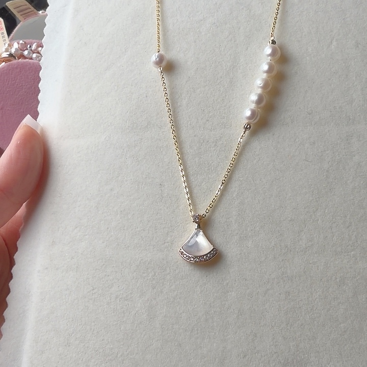 合金淡水珍珠颈饰