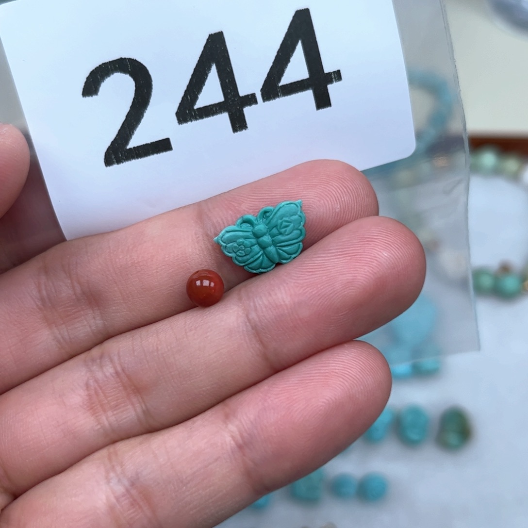 南红玛瑙未镶嵌珠宝奇石