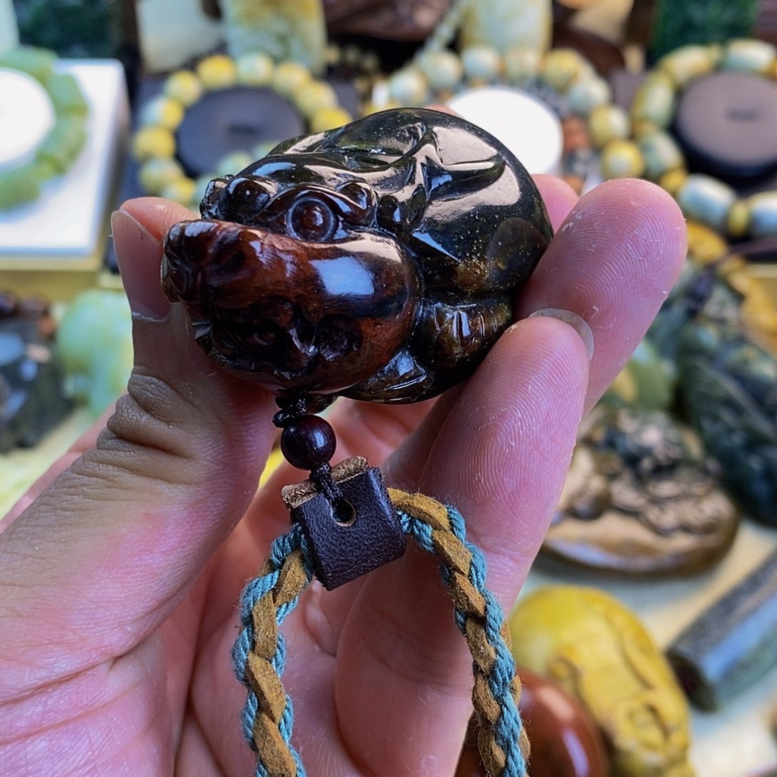 岫岩河磨玉（透闪石质玉）手把未镶嵌