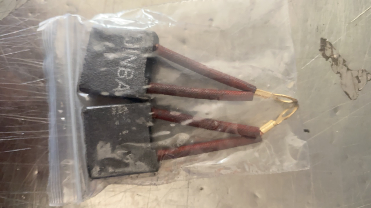 格雄工业级切墙机碳刷劲霸切墙机碳刷大功率墙壁切割机碳刷电刷