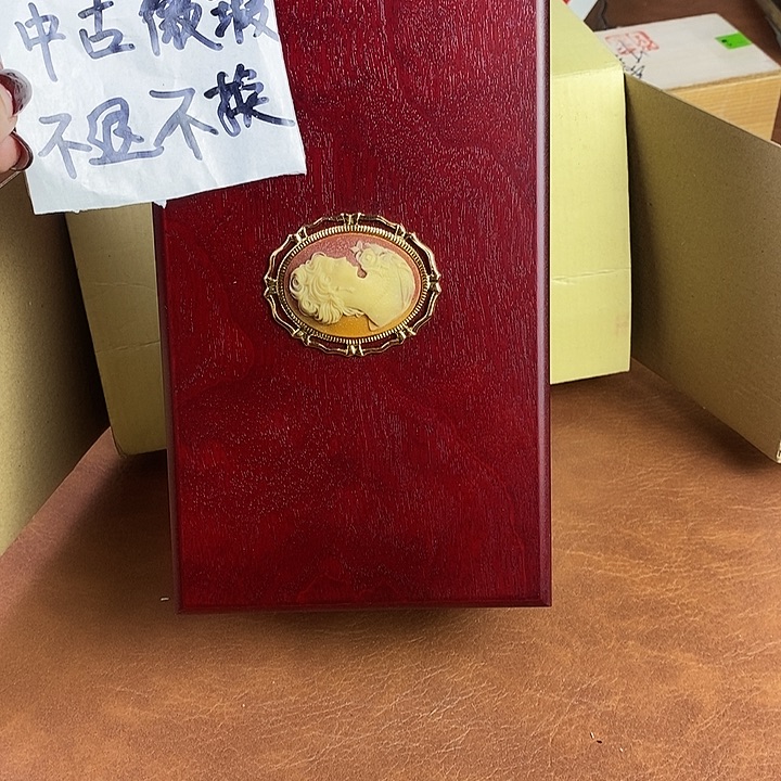 瓷器木器花瓶盘子碗