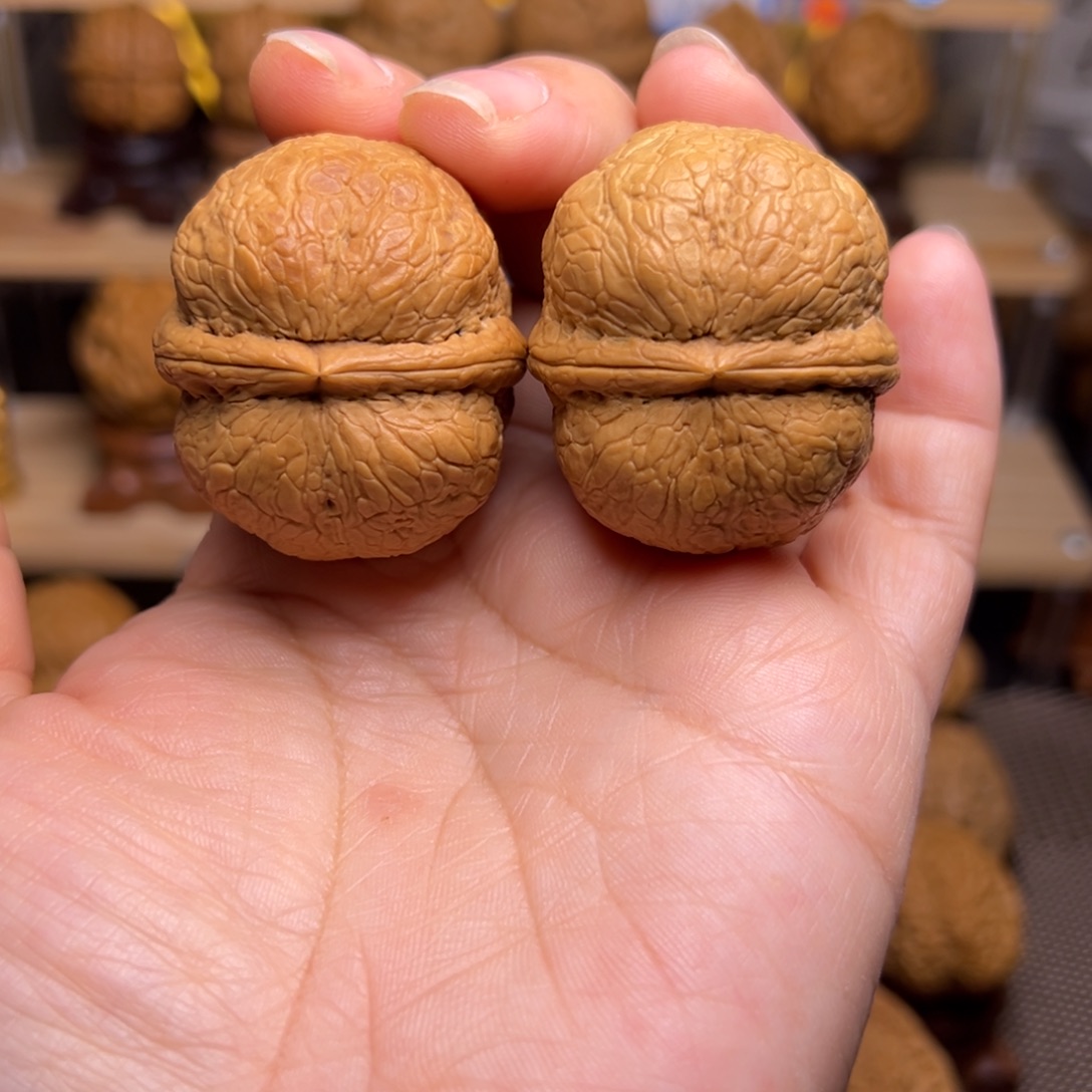 文玩核桃把件29w萌萌包40尺