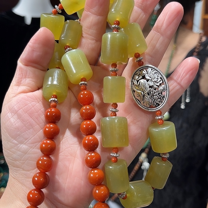 未镶嵌岫玉毛衣链