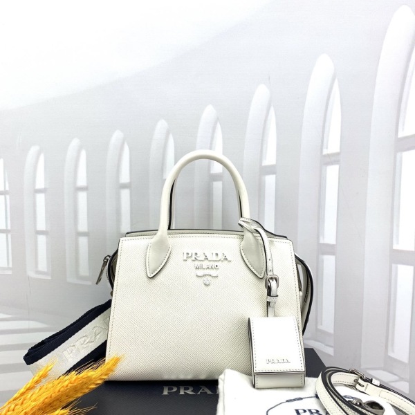 95新/普拉达/市场价30000/包包/250218RN0005