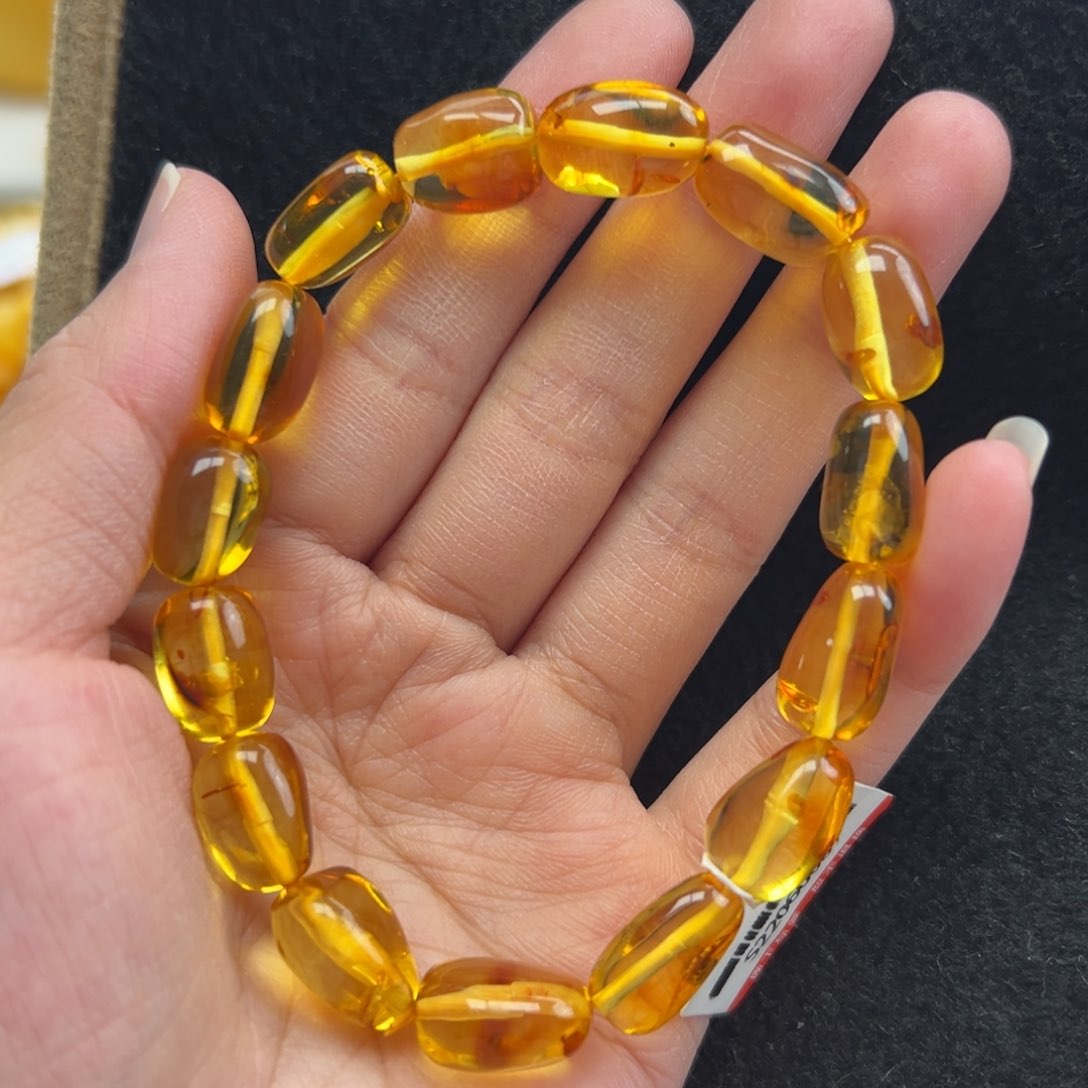 琥珀珠宝奇石未镶嵌