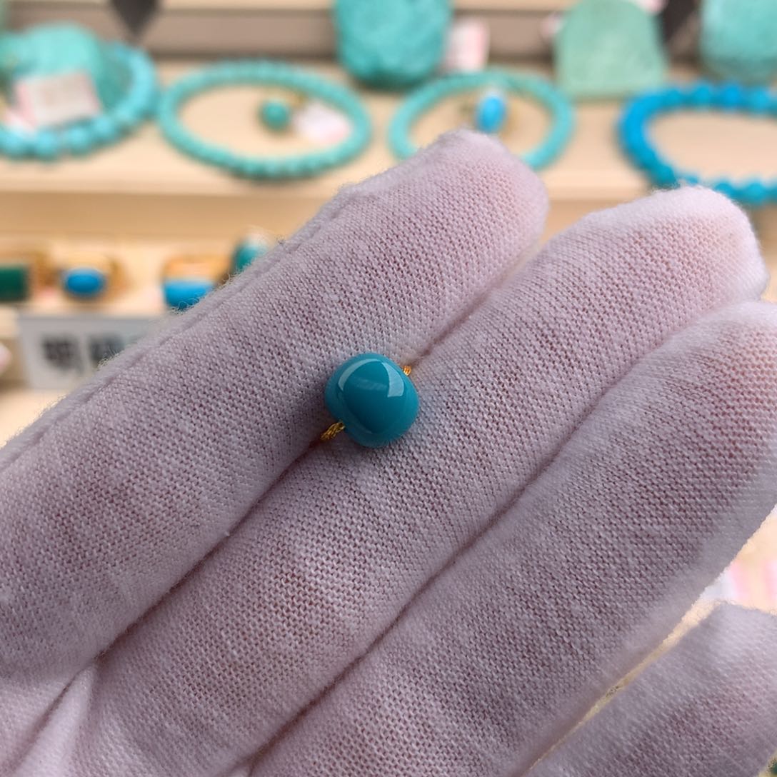 绿松石珠宝奇石未镶嵌8.3*7.2mm