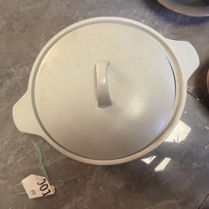 瓷双耳碗1个装带盖子微瑕