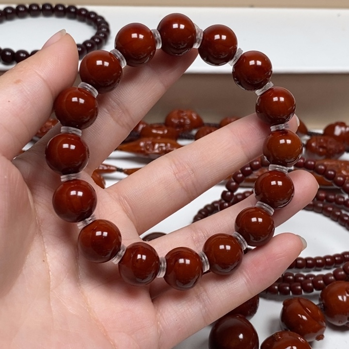 空***空橄榄核雕刻工艺的发展