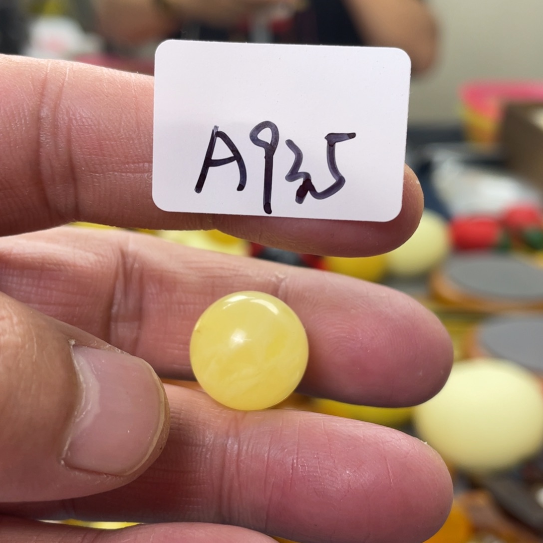 手链琥珀未镶嵌多样性发，发其中一件