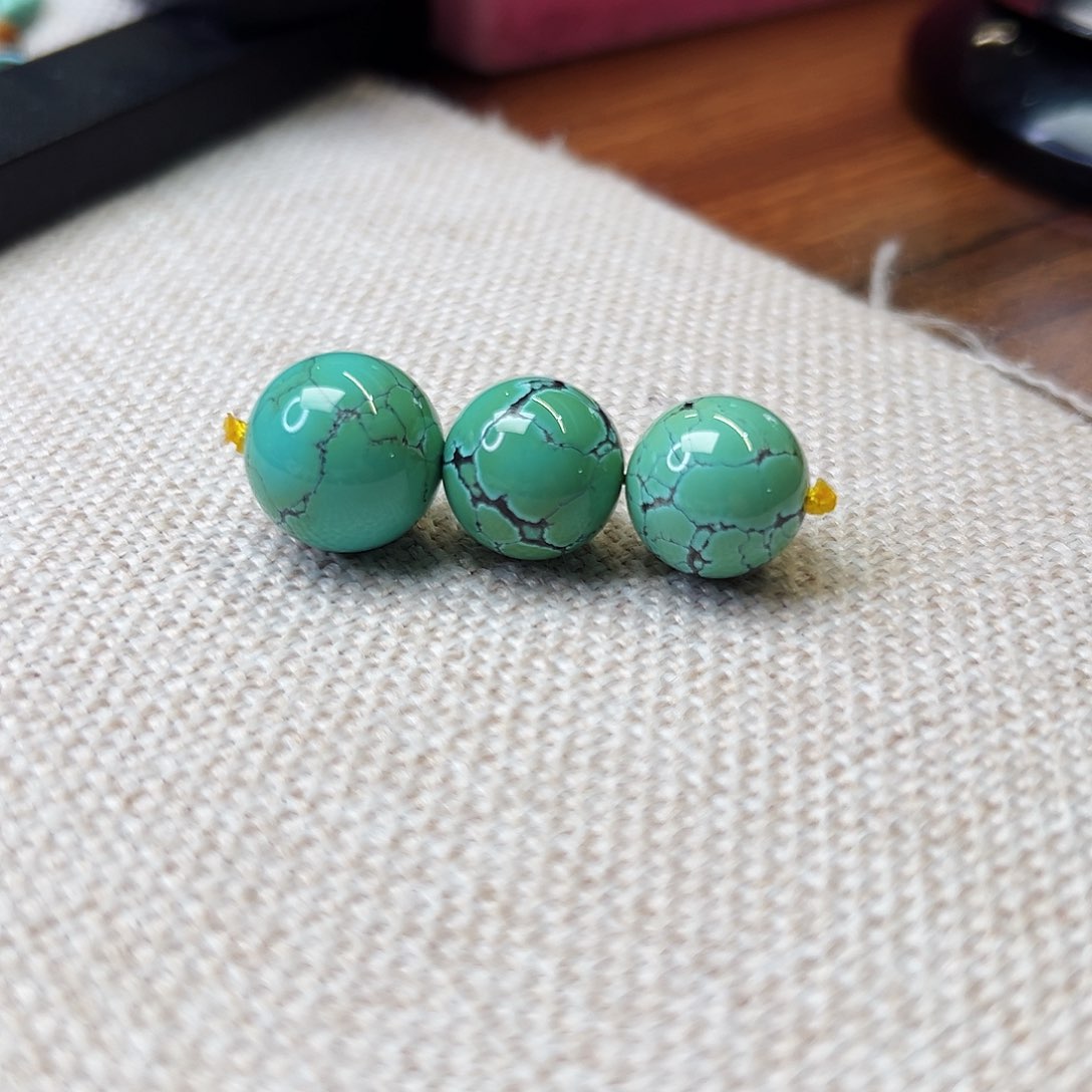 绿松石珠宝奇石未镶嵌12.6腰珠