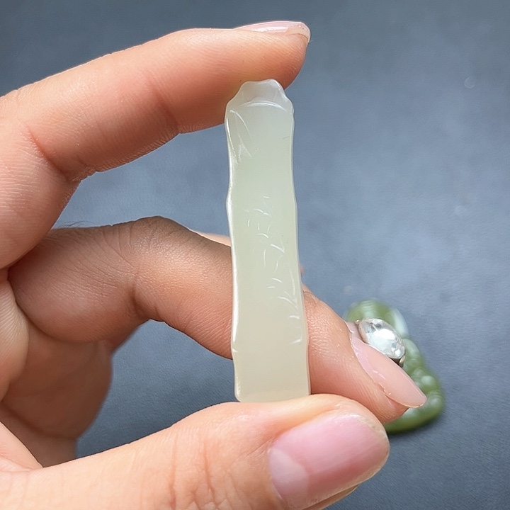 【闪购商品】颈饰未镶嵌和田玉