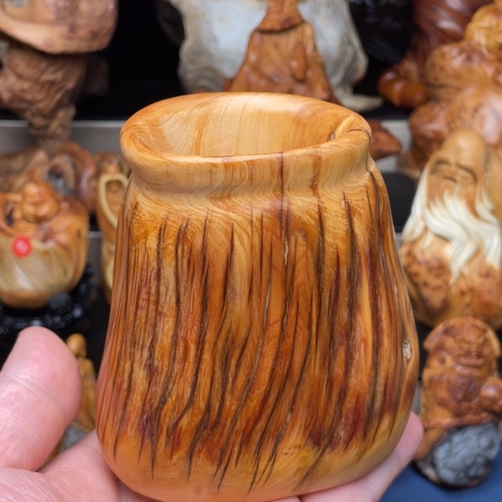 用***8柏木（崖柏）5865466589999996