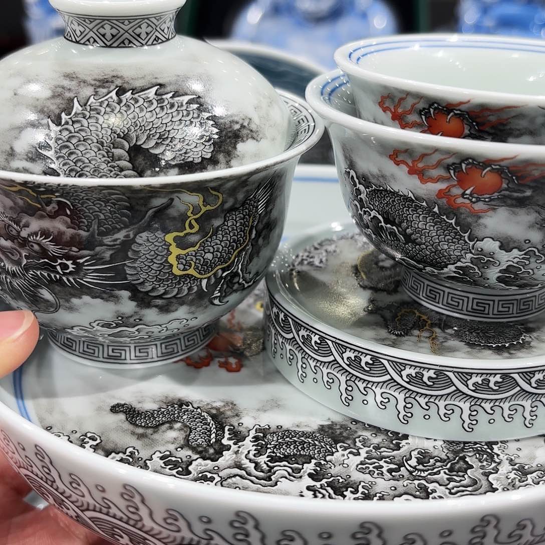 瓷片景德镇美术出版社