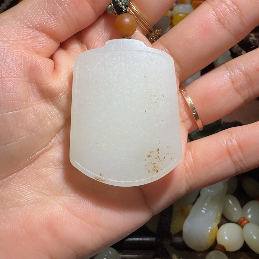 和田玉未镶嵌挂件