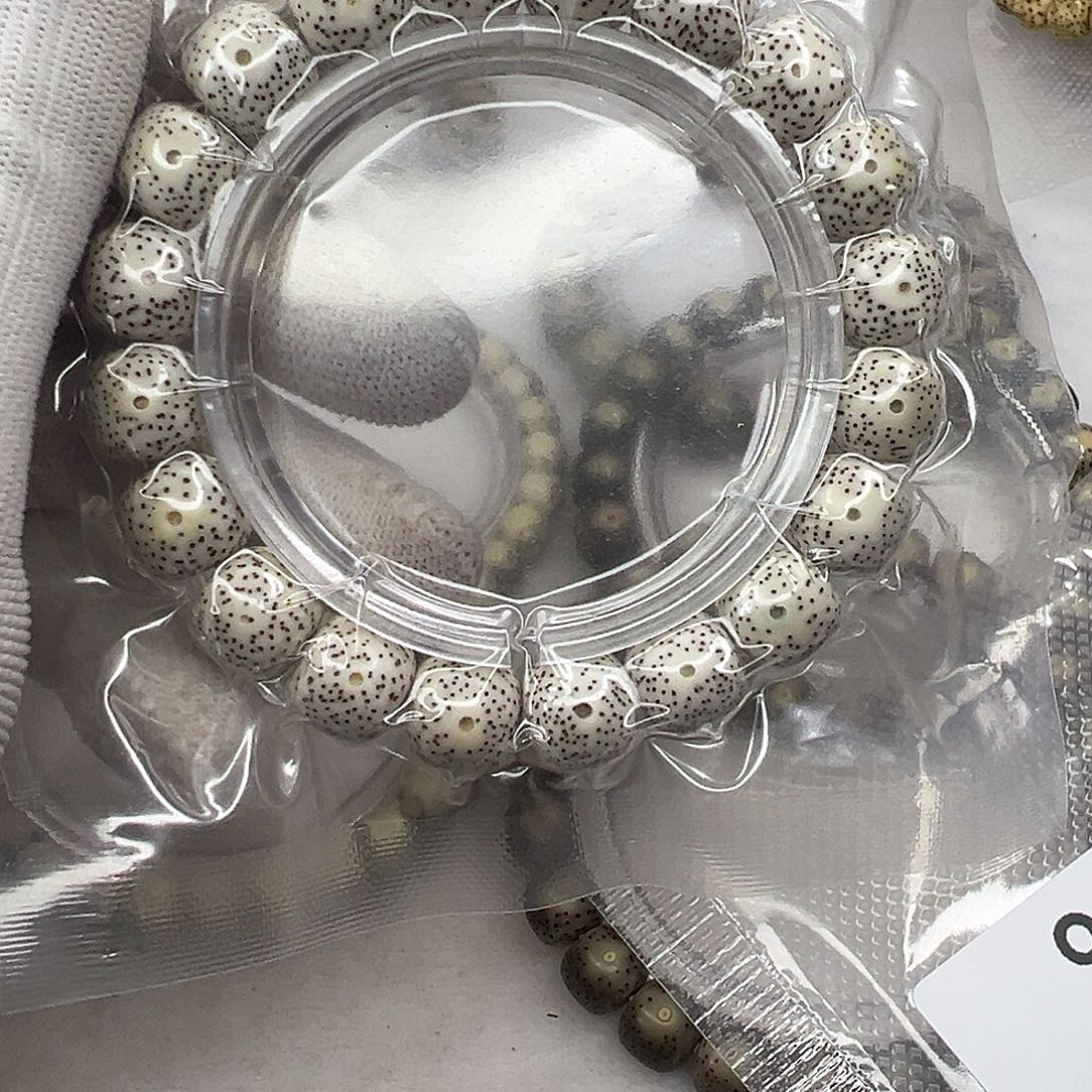 手串星月菩提12×11原白 976