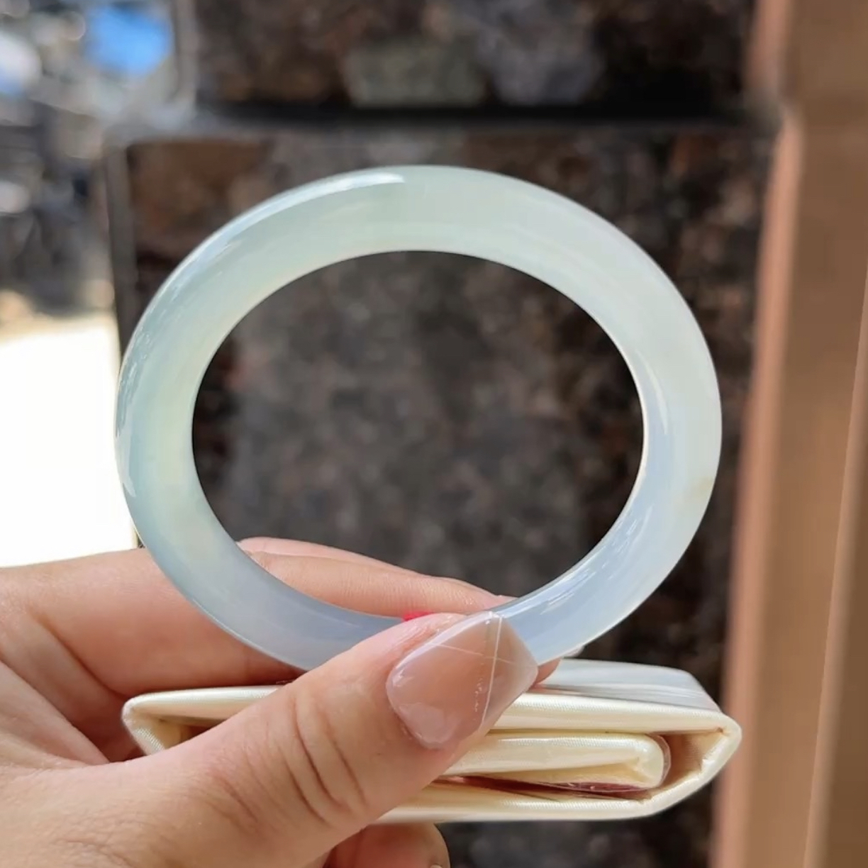 M(上新）五十四点六翡翠A货手镯正品