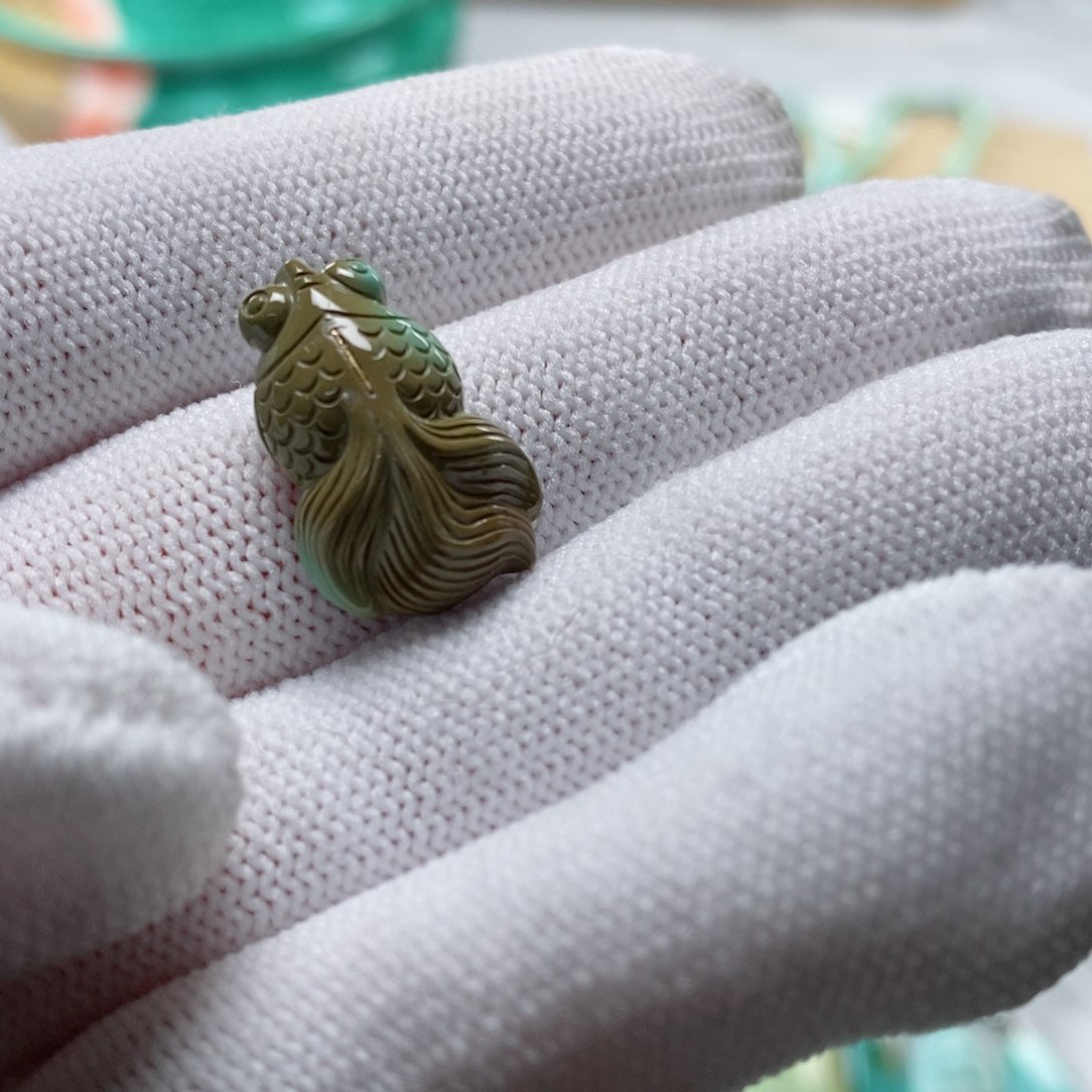 绿松石颈饰未镶嵌阿*