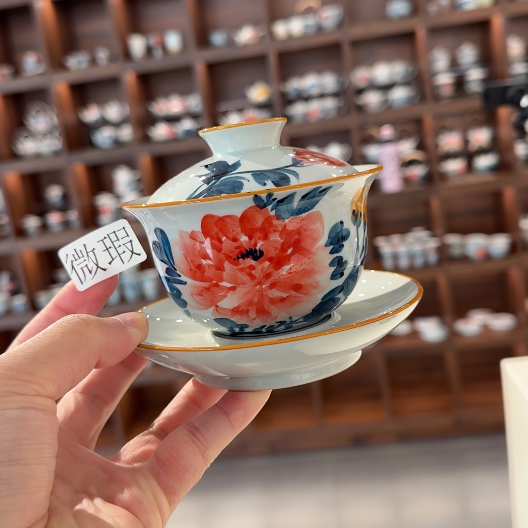 釉下手绘茶具微瑕