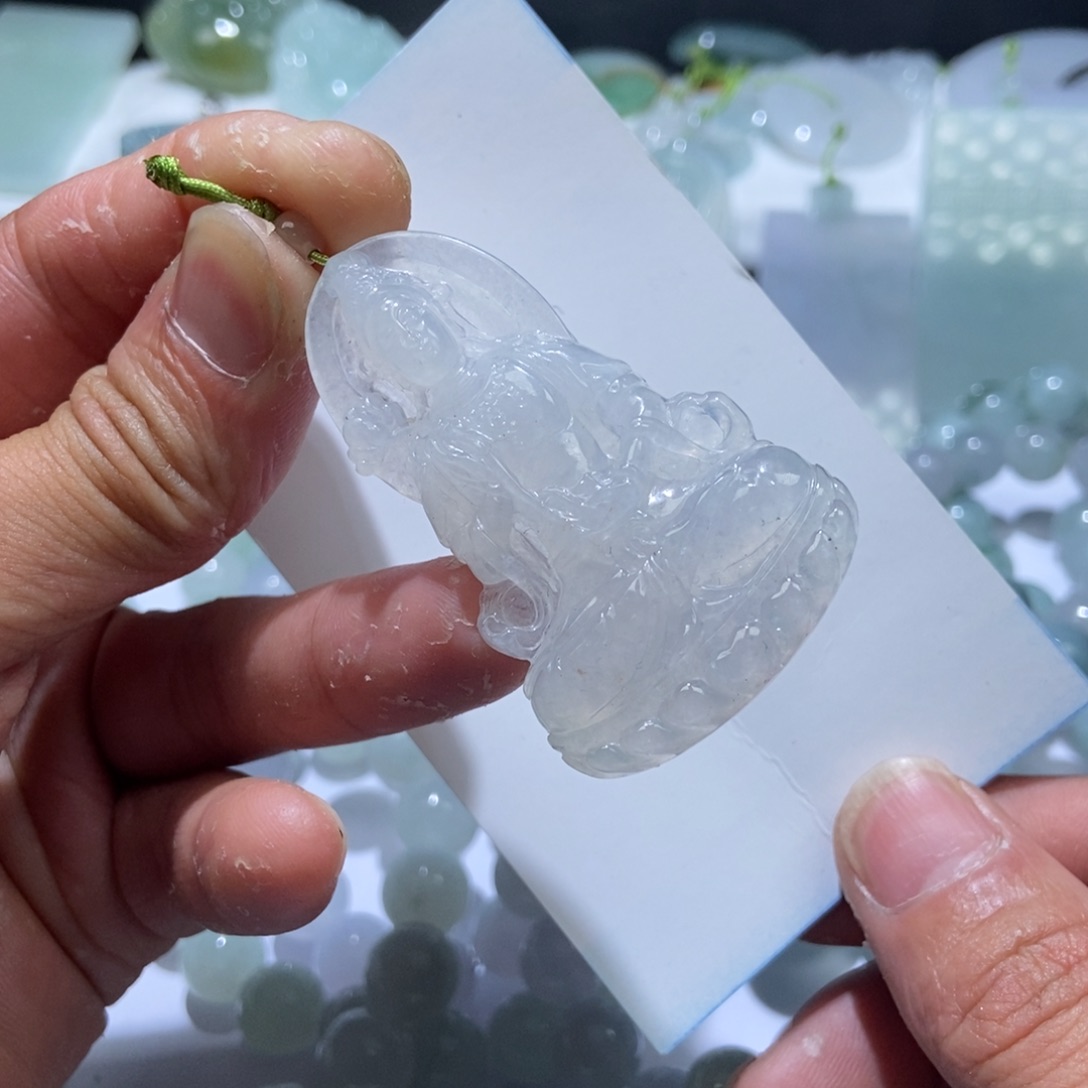 定制翡翠未镶嵌观音