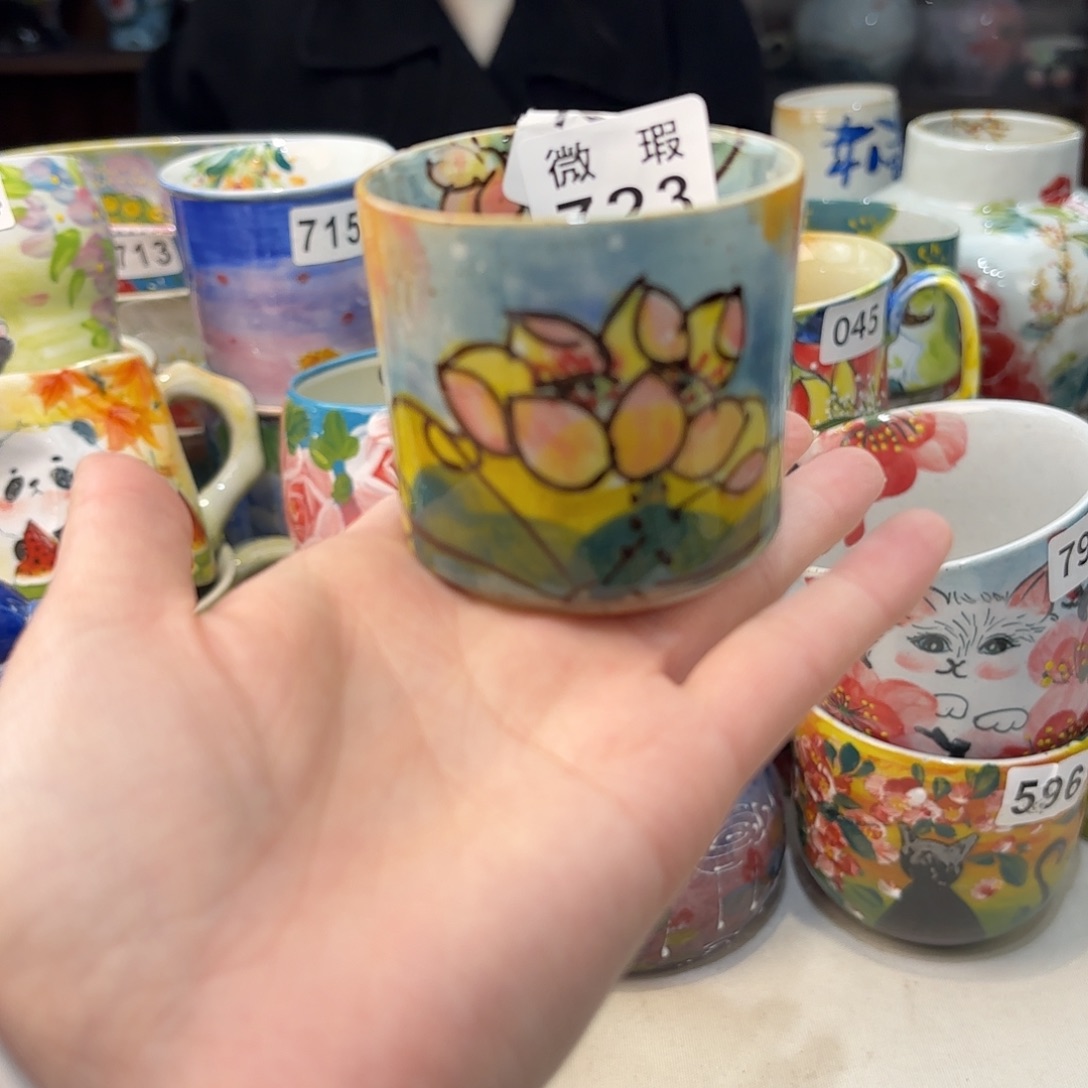 瓷片兔兔好可爱呀