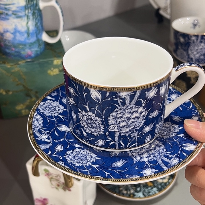 瓷片微瑕骨瓷蒲公英杯碟一个